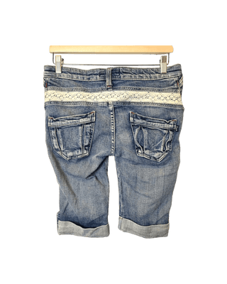 T&M Jeans - Thryft