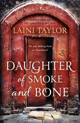 Daughter of Smoke and Bone : Enter another world in this magical SUNDAY TIMES bestseller - Thryft