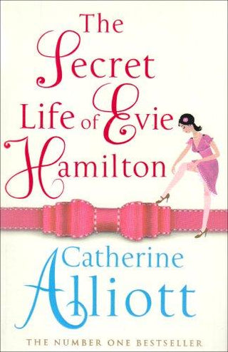 The Secret Life of Evie Hamilton - Thryft
