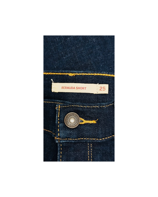 Levi's