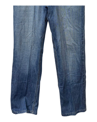 Lee