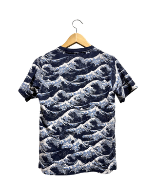 Uniqlo X Hokusai Blue