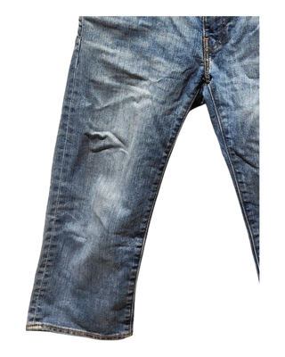 Levi's