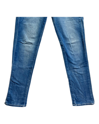 Levi's