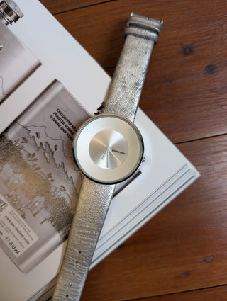 Vintage Lambretta Quartz Silver-Tone Round Leather Strap Watch